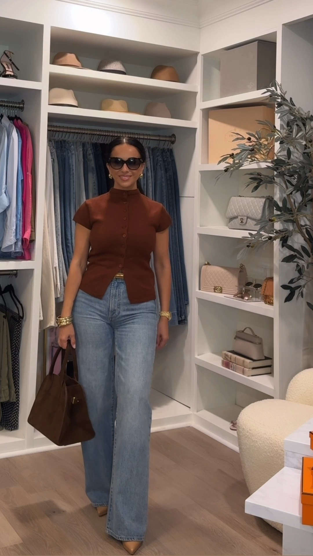 All tops are from Zara which I’ve saved the codes on my Instagram highlights so check that out! 

**belt is Hermes but I linked a look for less from Amazon. 

•1st jeans size: 24 regular length 
•Dark brown jeans size: 0(They were super long so I cut them myself and left a frayed hem)
•Dark wash jeans size: 24 regular length
•trouser size: 0 regular length  

Amazon jewelry | fall fashion | Rita Salmo | petite fashion | 



#LTKPetite #LTKOver40 #LTKStyleTip