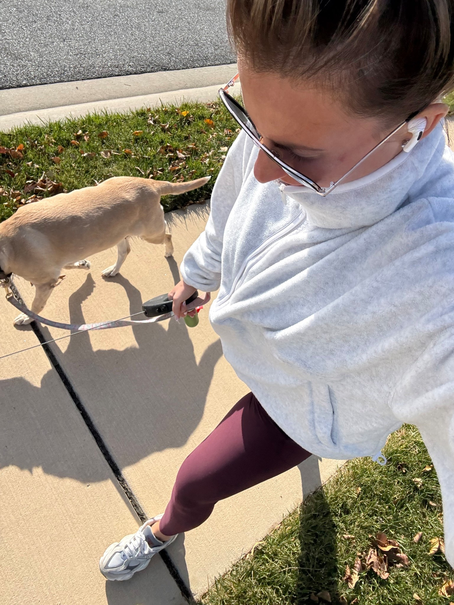 The fleece I’ve worn for the last two days and leggings are have quickly become a favorite that I find myself often reaching for! 

#oldnavy
#alo
#quarterzip 
#feel
#workout 
#travel 
#winter 
#fitness 
#giftguide