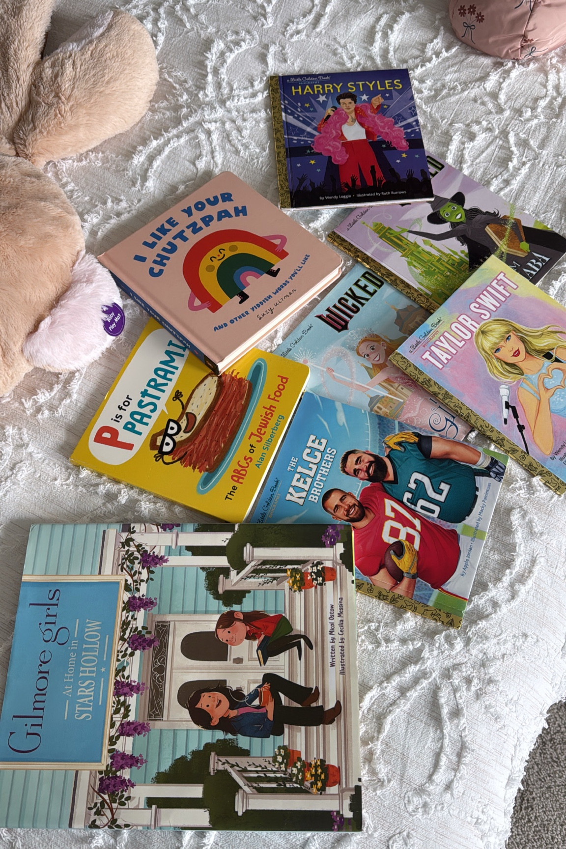 A bounty of books for my baby Lilly from my best friend! 


#LTKKids #LTKFamily