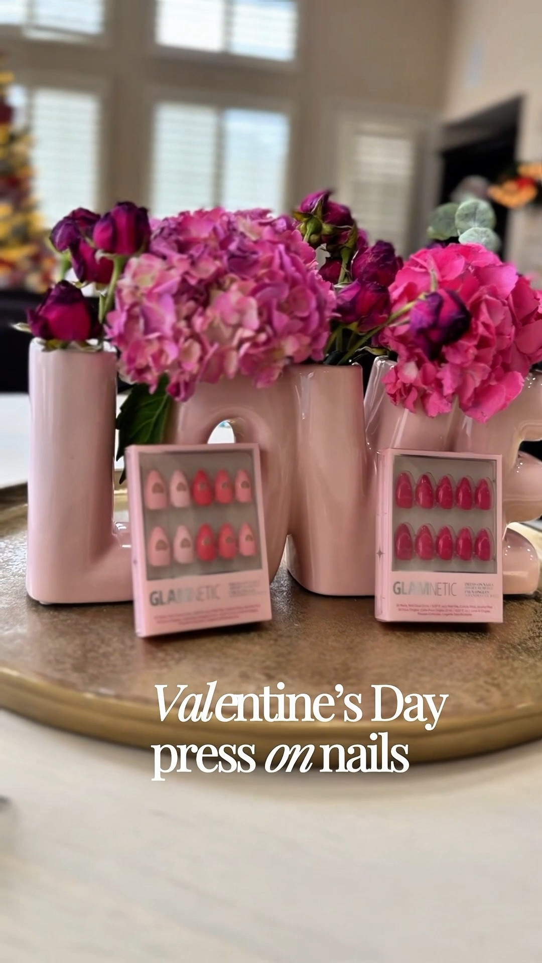 Adore these heart themed press on nails for Valentine’s Day. @Target 

#LTKmomlife #LTKValentine #LTKBeauty