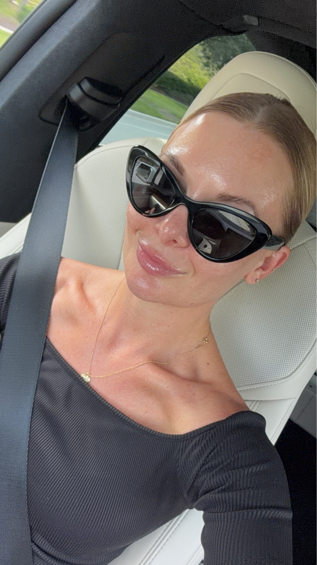 New sunless tanner test! This one passes looks beautiful 🤩 

Life is better with a tan ammmiright?

#LTKgrwm #LTKselfcare #LTKBeauty