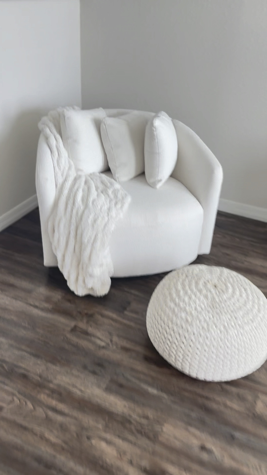 The viral Drew Barrymore chair ✨
Literally took 15 mins to assemble and so cute and cozy. Absolutely obsessed 
#home 
#minimalist

#LTKhome #LTKSpringSale #LTKsalealert