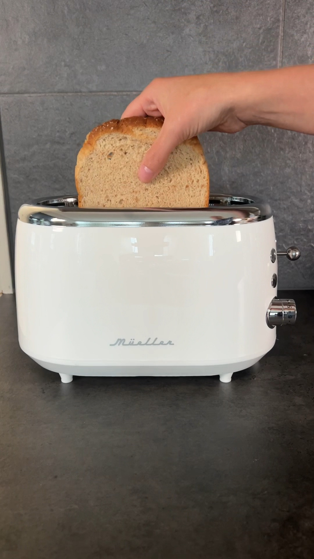 Mueller Retro Toaster | Retro Inspired Toaster | mueller home retro toaster | retro toaster, vintage toaster | stylish toaster | toaster reviews | best retro toaster | retro kitchen appliances | classic toaster | toaster for home use | Mueller toaster | retro kitchen gadgets | small toaster | toaster for apartment

#LTKVideo #LTKHome