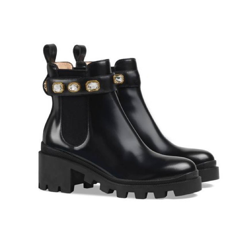 Luxurys Designer Martin Boots Desert Boot Winter Womens Boots Platform Fashion Love Arrow Flaming... | DHGate