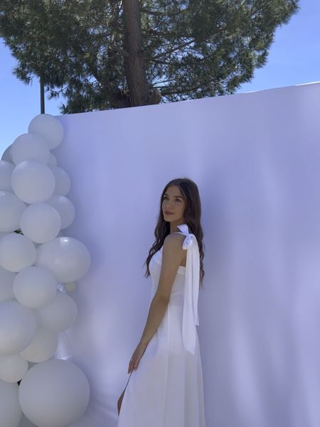 bought my sis the cutest white  bow dress and it’s so beautiful 🤍🤩 #whitedress #bridalshowerdress #bridalshower #mididress #wedding #whitebowdress #francescas 

#LTKstyletip #LTKbeauty #LTKparties