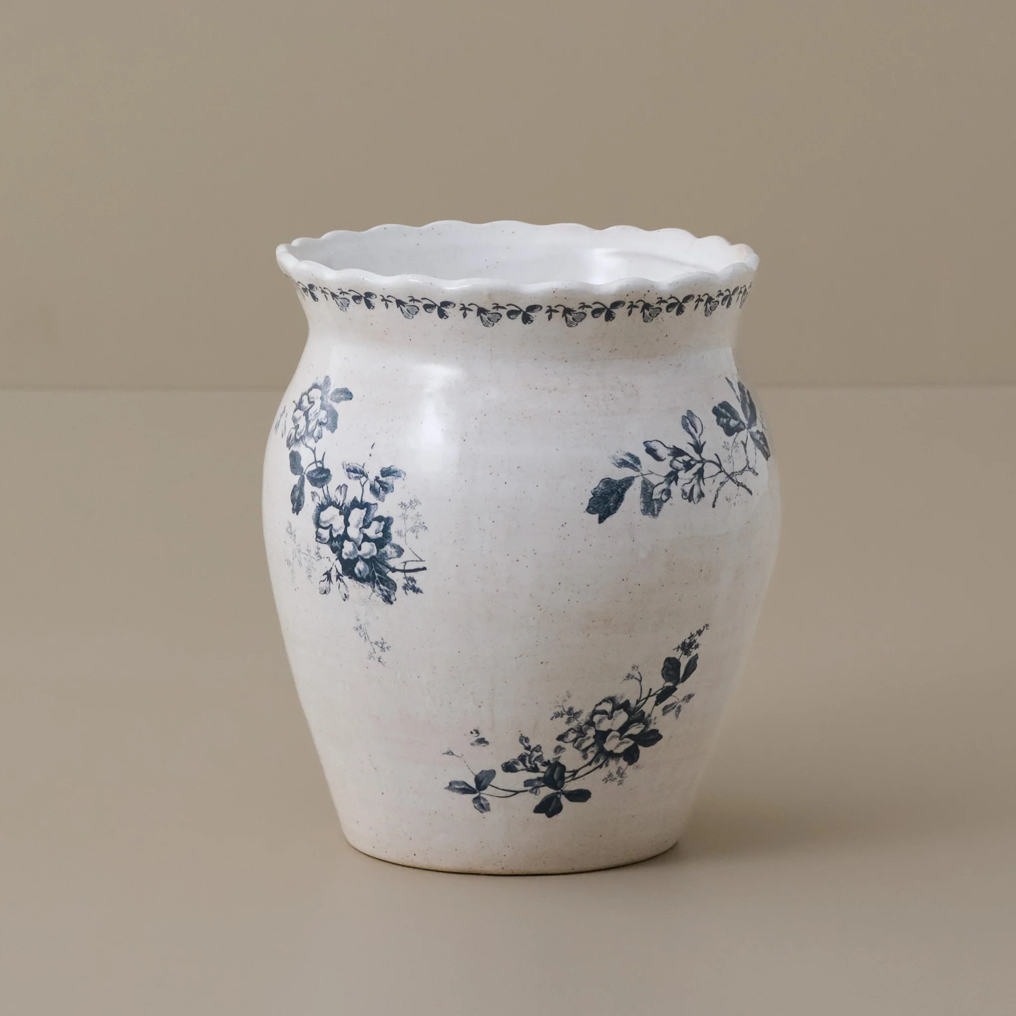 Heirloom Garden Navy Floral Vase | Magnolia