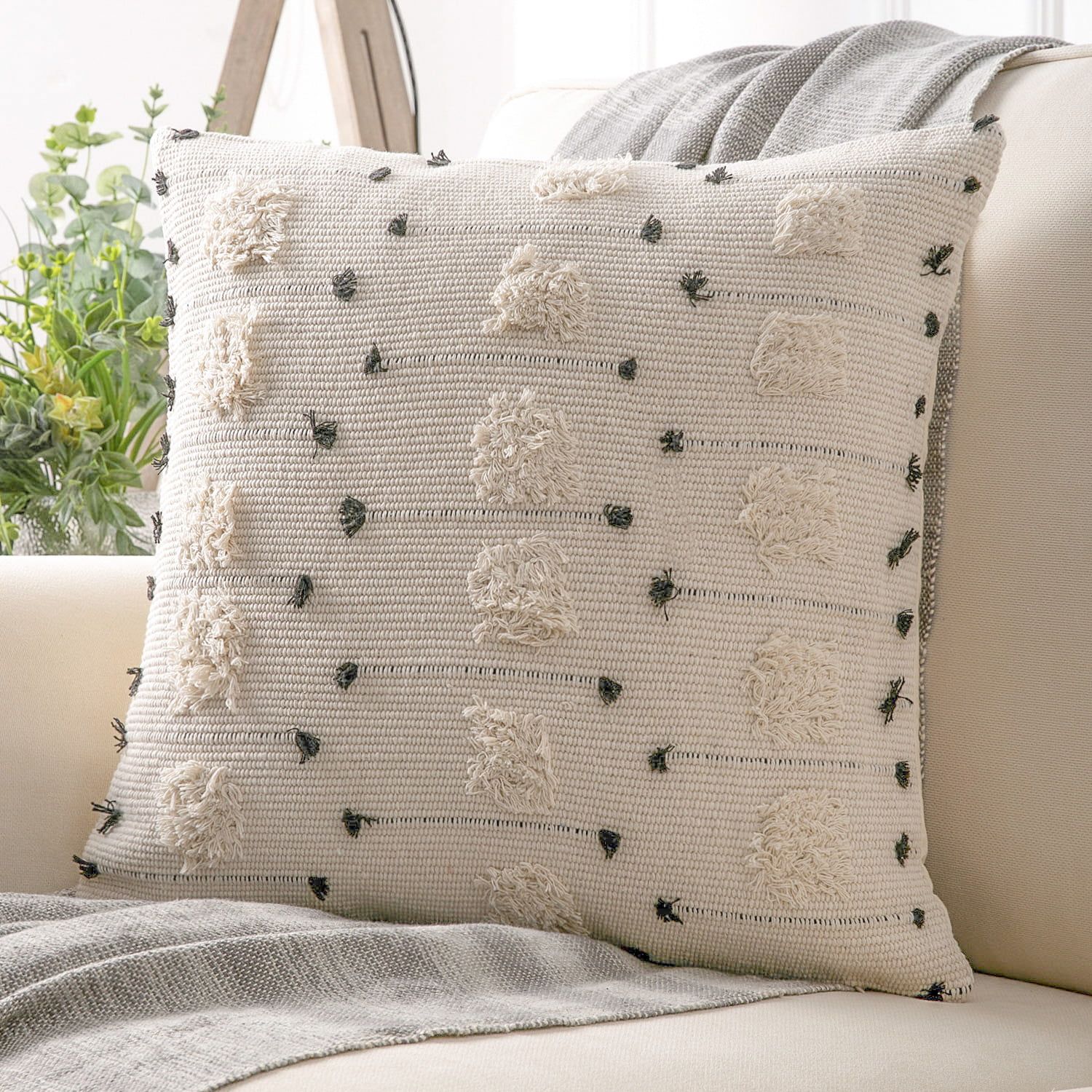 Phantoscope Boho Woven Tufted Series Decorative Throw Pillow, 18" x 18", Beige with Black Dot, 1 ... | Walmart (US)