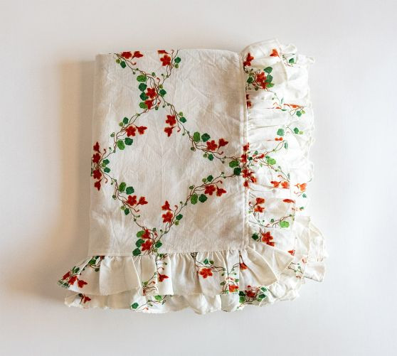 Lattice Floral Ruffle Tablecloth | GreenRow