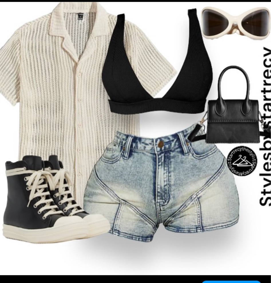 Shorts ; fashionnova

Starting Rumors Stretch Denim Moto Shorts - Vintage Wash