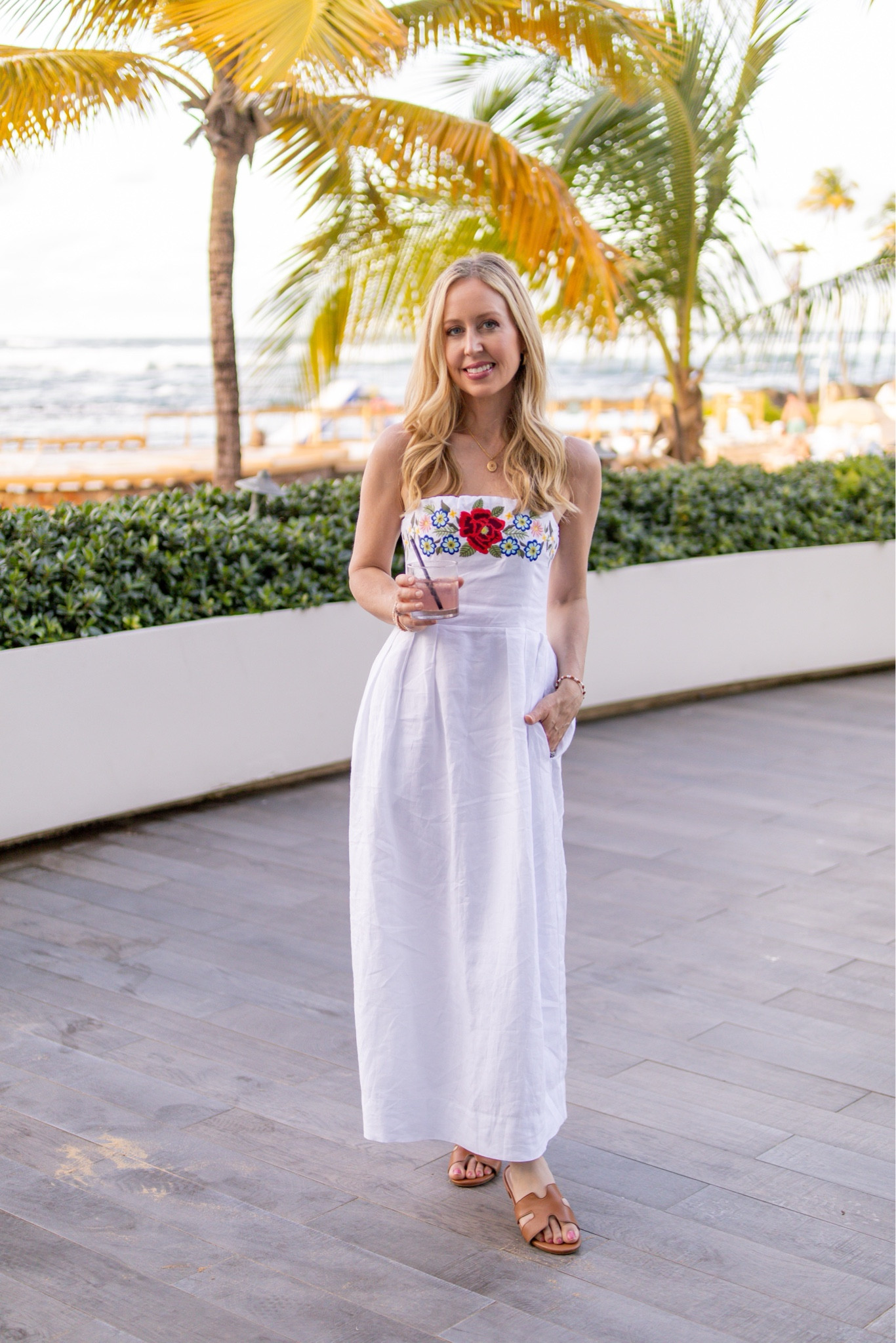 Vacation ready in this gorgeous cotton midi dress. Fits small. I’m wearing a size XS. If in doubt, size up!


#LTKTravel #LTKOver40 #LTKStyleTip