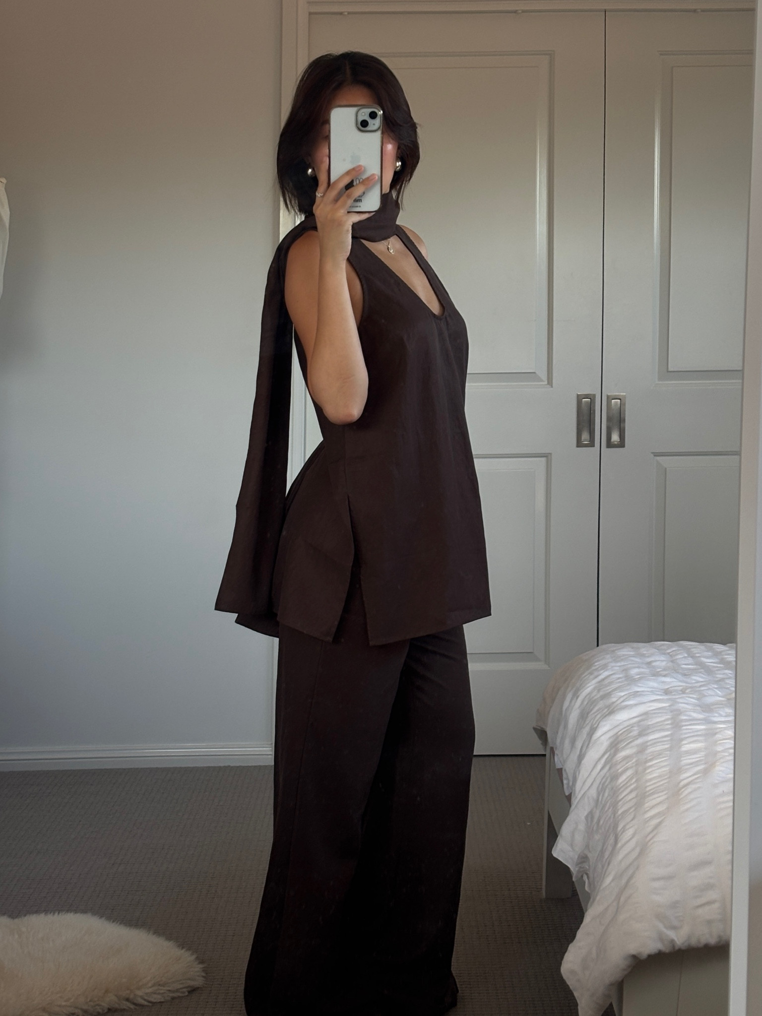 set is from tohen but i’ve linked some similar pieces here x