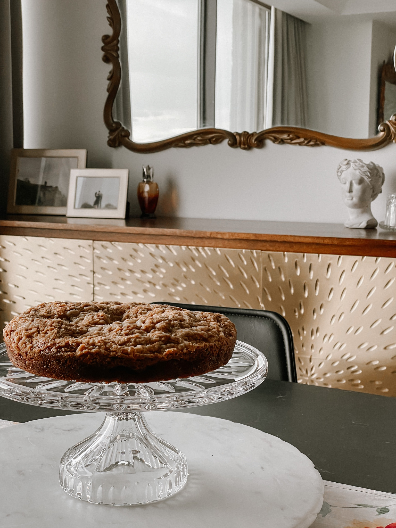 Easy Banana Bread Crumb Cake

These are my essentials for making my famous banana bread crumb cake. Visit the blog for the full recipe and details.
www.lauratagostino.com

#LTKhome #LTKunder50 #LTKSeasonal