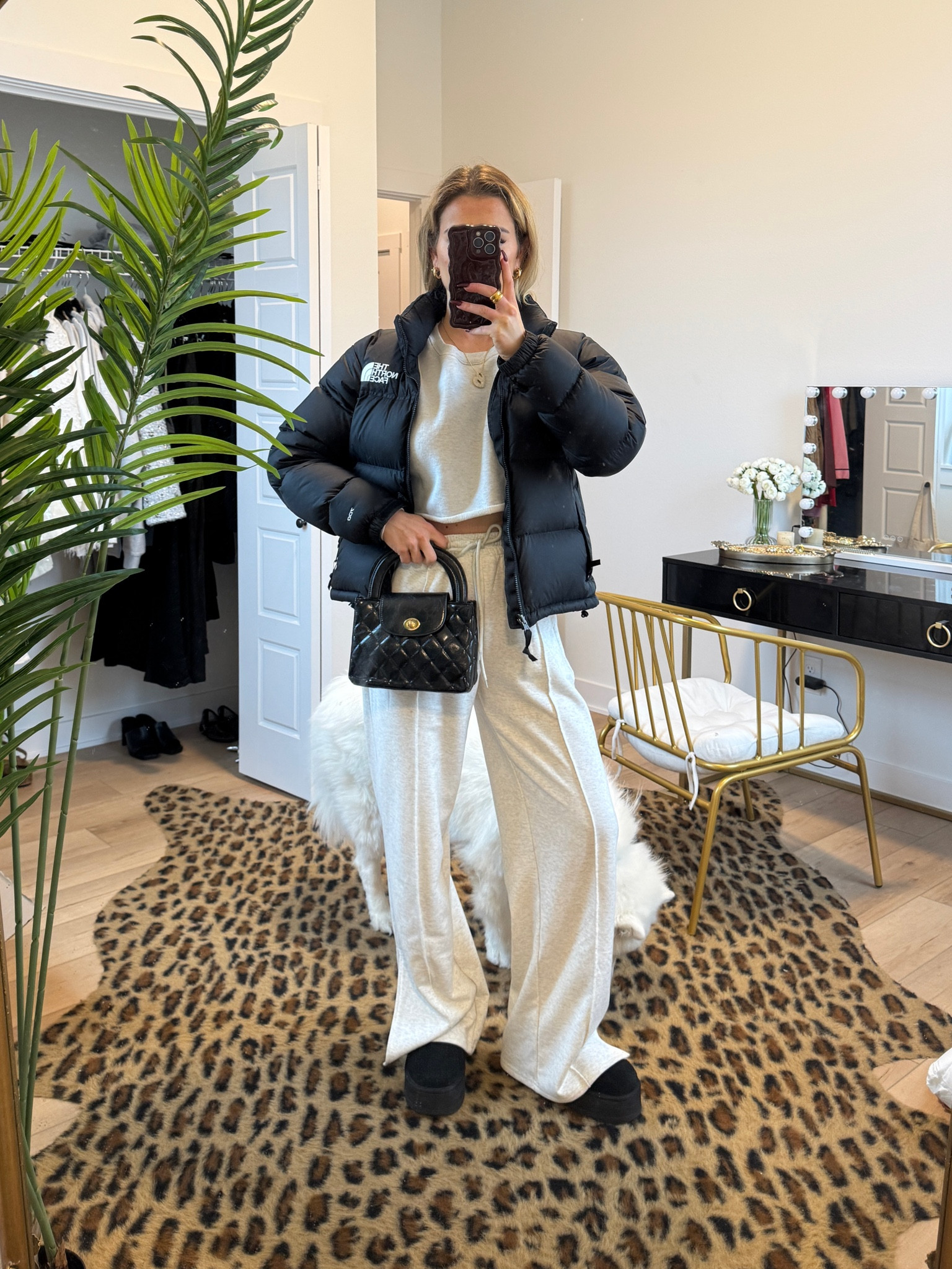 Comfy casual athleisure outfit 🖤

Ugg boots
Sweatpants
North face

#LTKFindsUnder100 #LTKStyleTip #LTKFindsUnder50