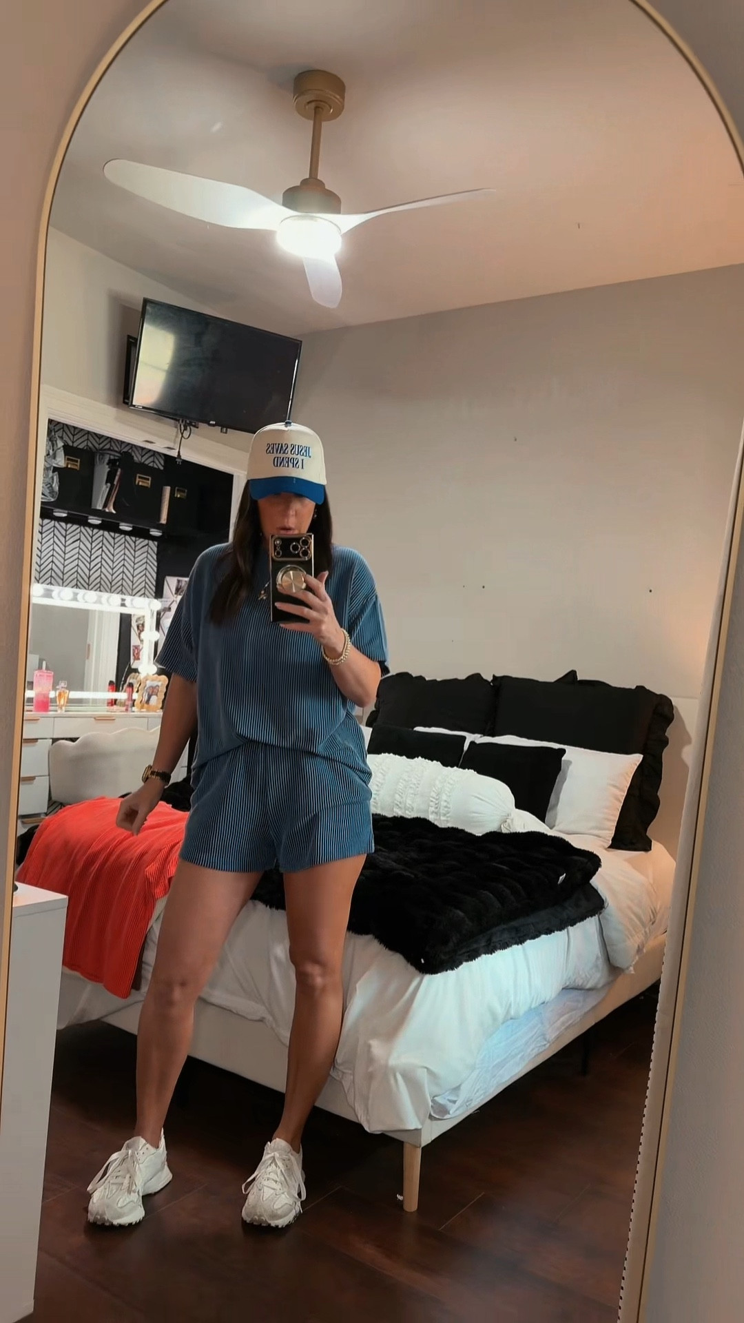 Love these two piece set!!! Wearing size small! #amazon #twopieceset #ootd