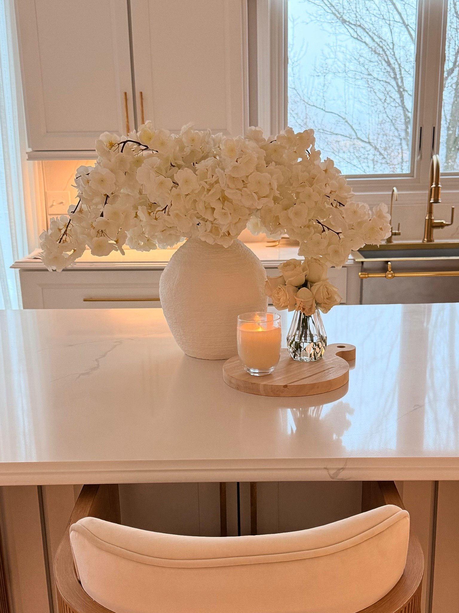 The perfect full gorgeous cherry blossoms! I have 6 in my vase! 

#LTKHome #LTKmorningroutine