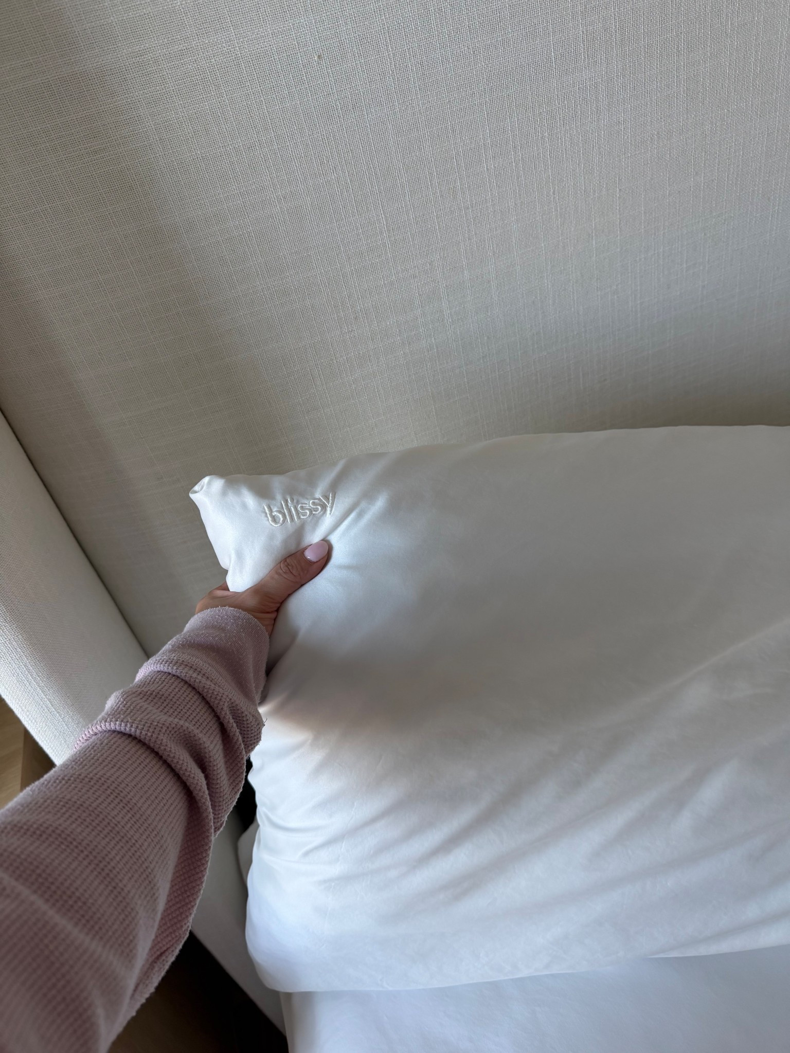 100% Pure Mulberry Silk pillow case! This is in king size 

#LTKdayinmylife #LTKHome #LTKselfcare