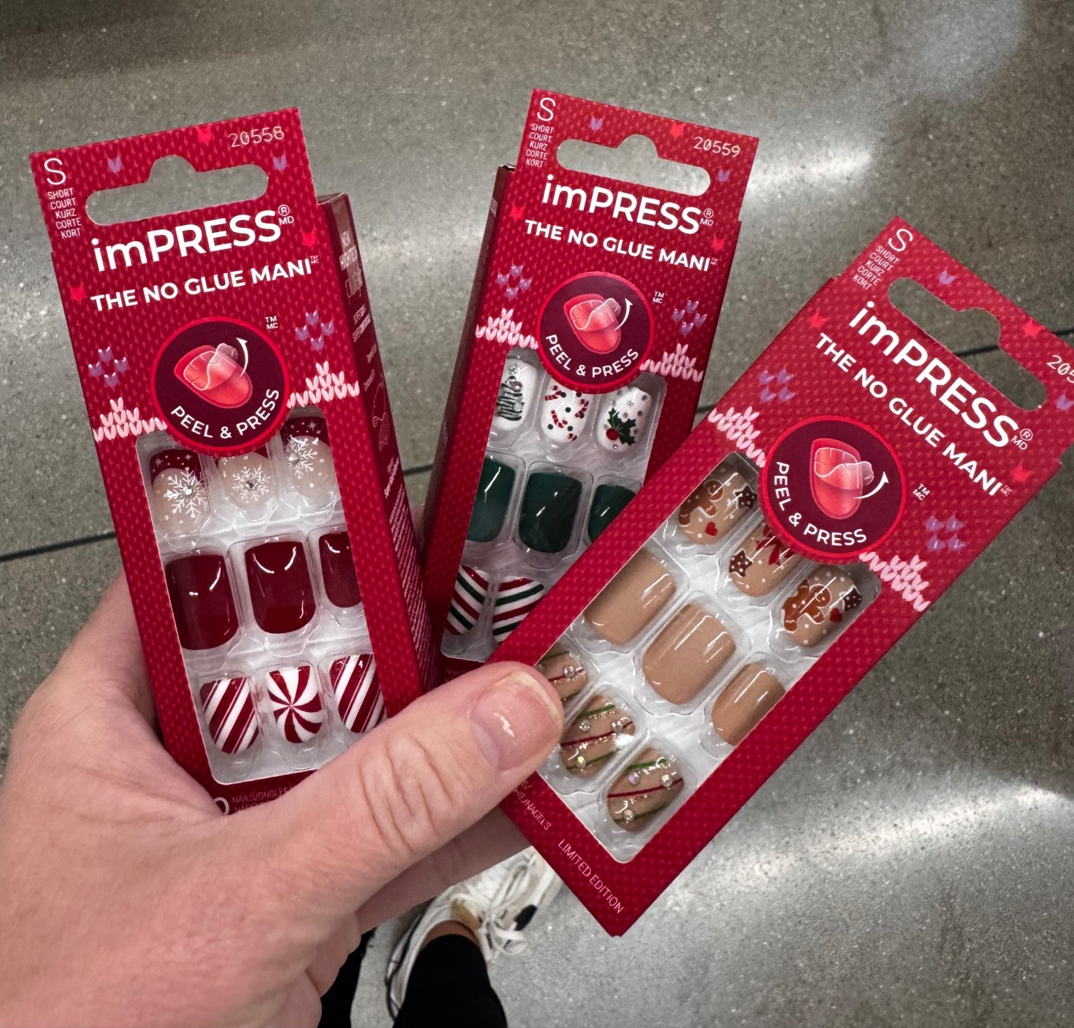 Holiday press on nails 