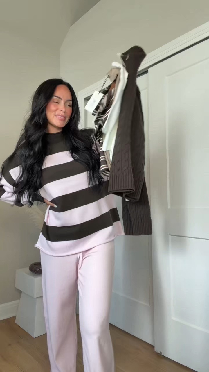 Aritzia new arrivals try on 🤎 I will have everything linked on my LTK with my sizing details.

My sizing 5’7, 145lbs, 32dd


@Aritzia