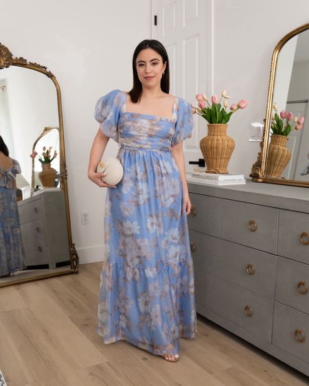 Achieve this stunning look for your upcoming brunch date! Flowy puff-sleeve maxi dress paired with a clutch and nude heels, all perfect for spring!
#outfitinspo #petitestyle #floraldress #modestlook

#LTKstyletip #LTKSeasonal #LTKitbag