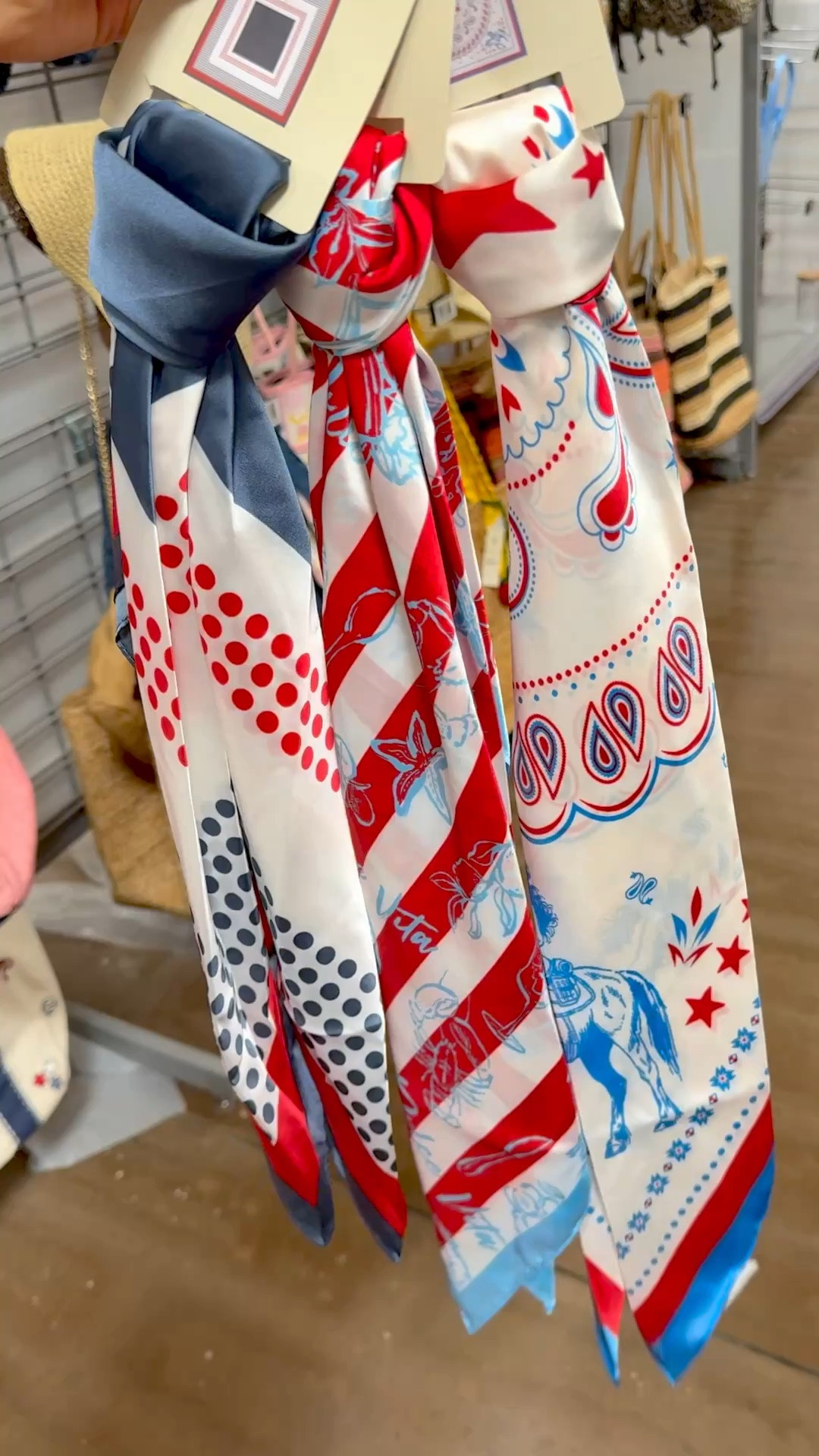 Patriotic scarves 






Walmart finds Walmart style 
Memorial Day
4th of July 
Patriotic outfit 
Neck scarf 


#LTKSeasonal #LTKootd