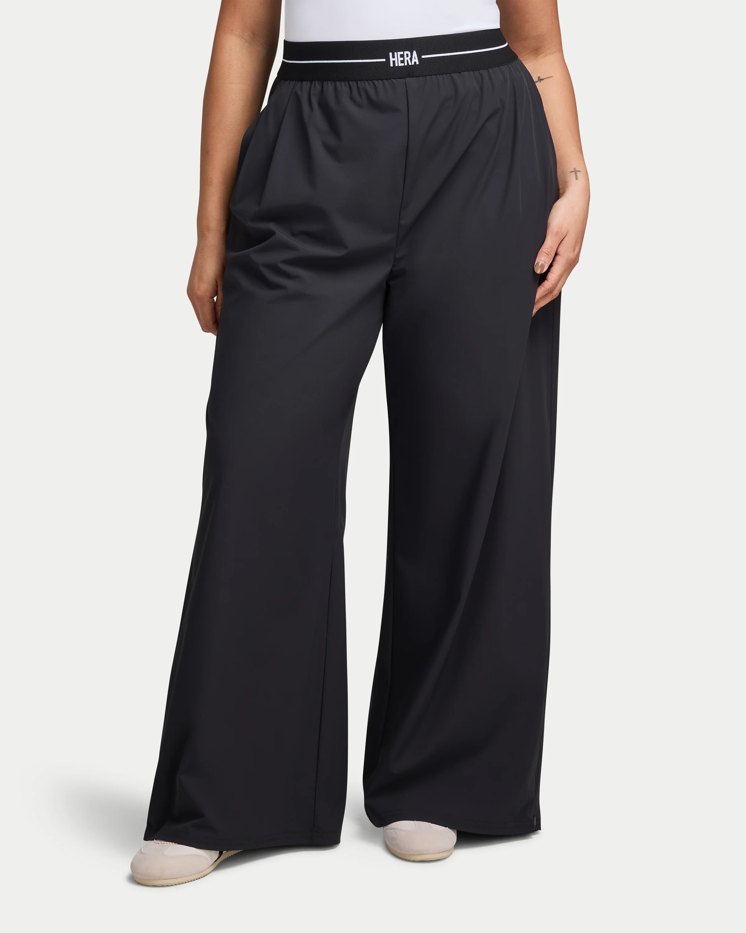Womens EveryMove Trouser | HERA Clothing