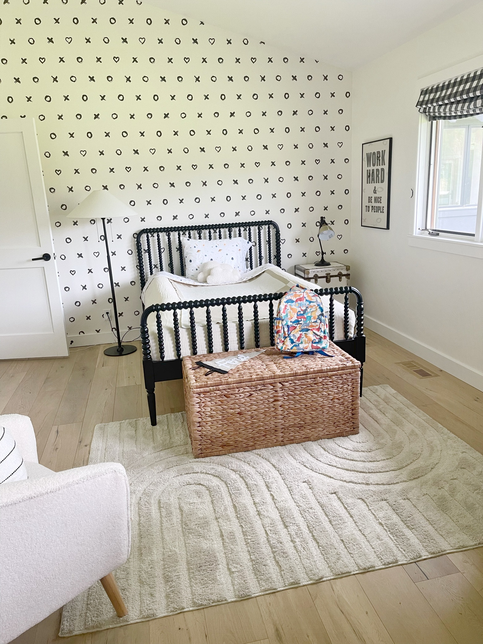 KID \ Ford’s big kid bedroom is starting to come together!

Home decor
Walmart
Bed
Target 
Nightstand 

#LTKunder100 #LTKkids #LTKhome