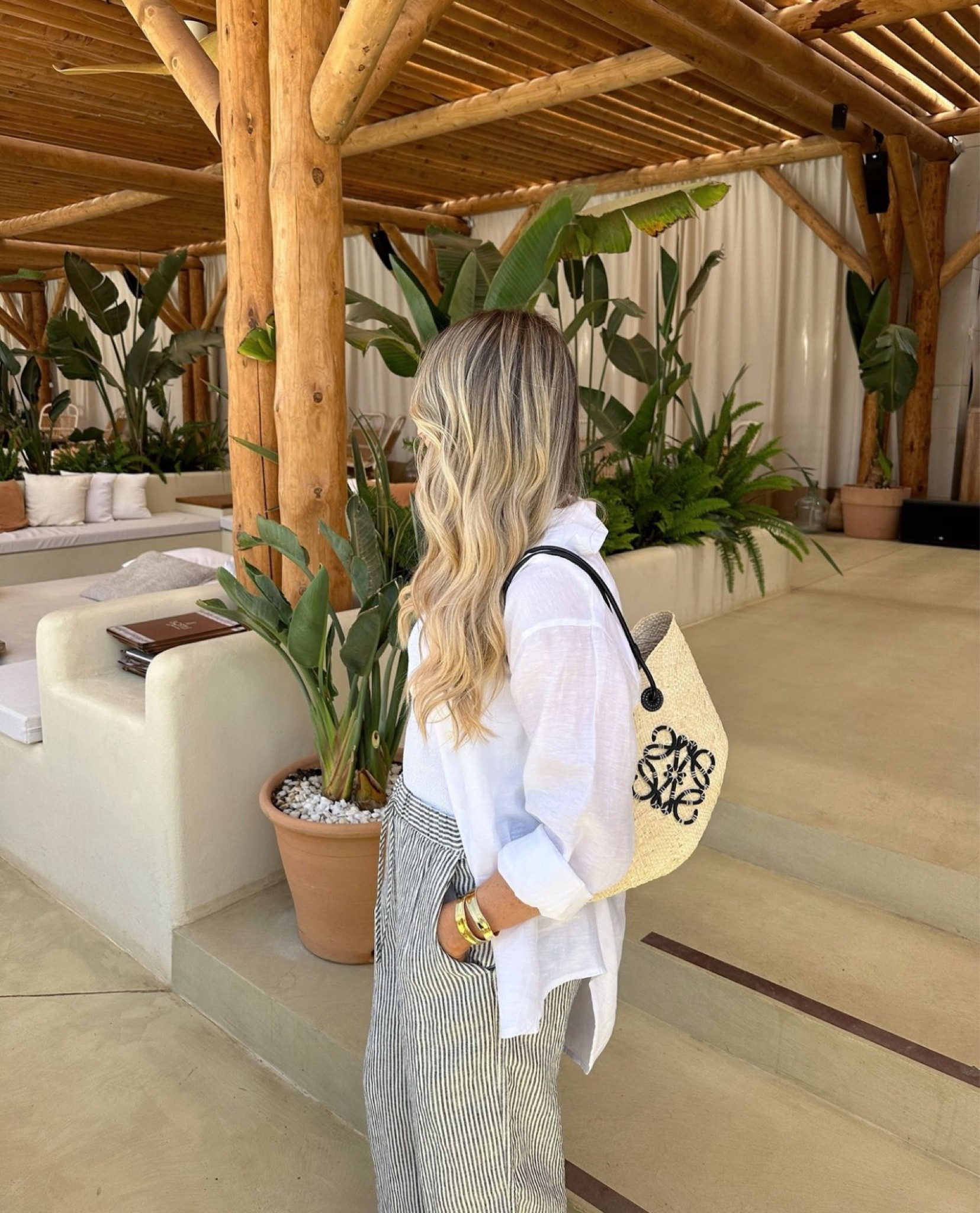 Striped linen trousers all the way 🦓 

#LTKeurope #LTKluxury #LTKsummer