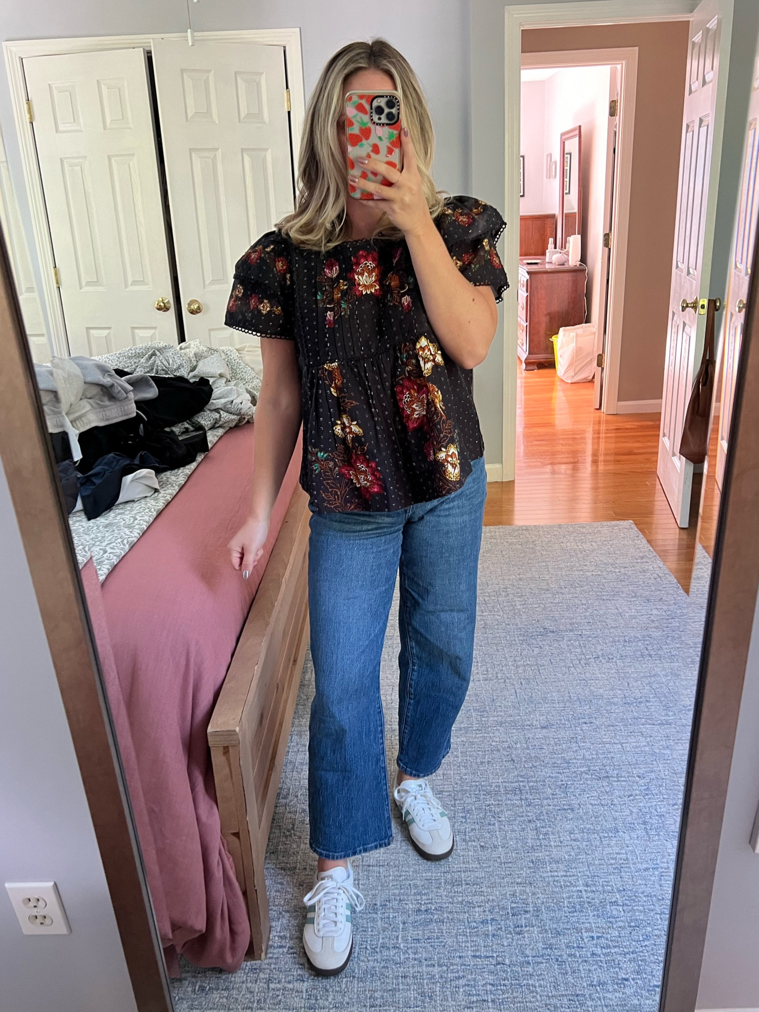 Ruffle sleeved top, farm Rio top, Anthropologie top, floral top, floral, black, fall, sale, Madewell, Madewell jeans 

#LTKWorkwear #LTKActive #LTKxMadewell