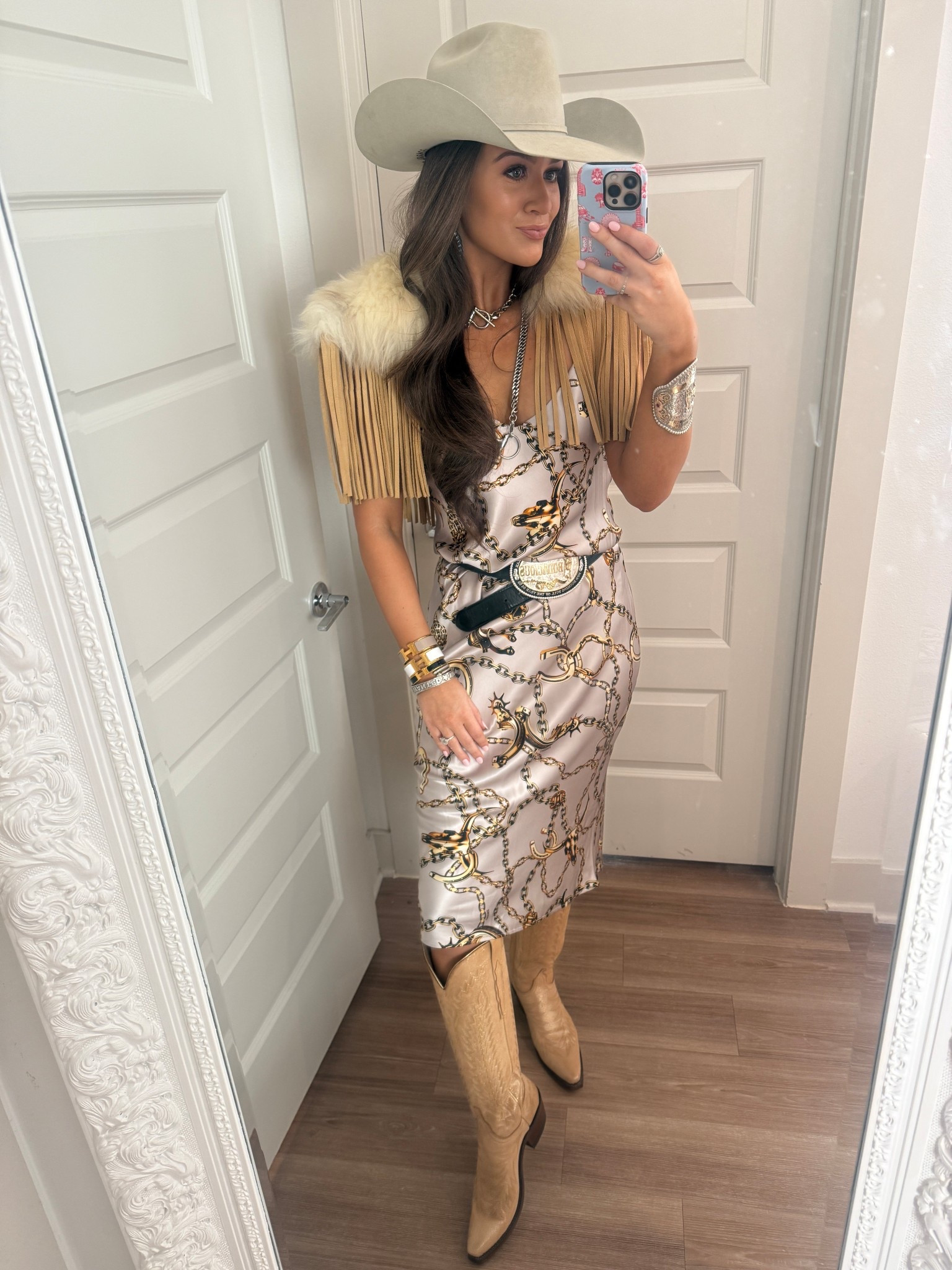 Look one for Fort Worth Rodeo! 🤠 Dress is true to size (wearing a small) and on sale!!! Paired with my favorite Lucchese boots! 