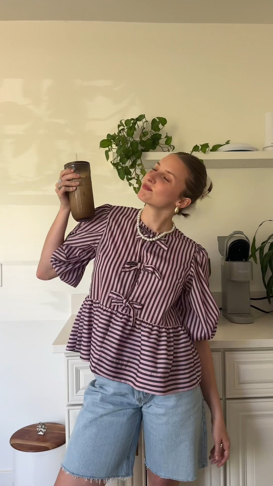 this outfit makes me feel things🧺🥞🍰🩷🦢🫧

top (S): @Amazon Fashion 
jorts (25): @abercrombie 
necklace, socks, earrings, cup: @target 
shoes: @Reebok 
@Breville 

#amazonfinds #amazonfashion #fyp #LTKFind #fashion #LTK #shopmycloset #jorts #coffee #spring #springfashion #style #outfitdiaries 

#LTKStyleTip #LTKSpringSale #LTKFindsUnder50
