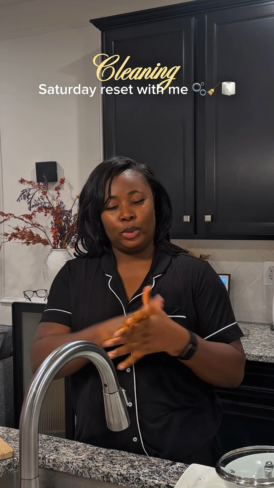 After a long day the house was is a mess and I just can’t go to bed to wake up to this so….. 🫧 do my Saturday night cleaning home cleaning reset with me ✨🧹

.

.

.

#adunniakinde #cleanwithme #cleaningmotivation #hometherapy #saturdayreset #lifestylevlog 

#LTKmomlife #LTKstorytime #LTKHome