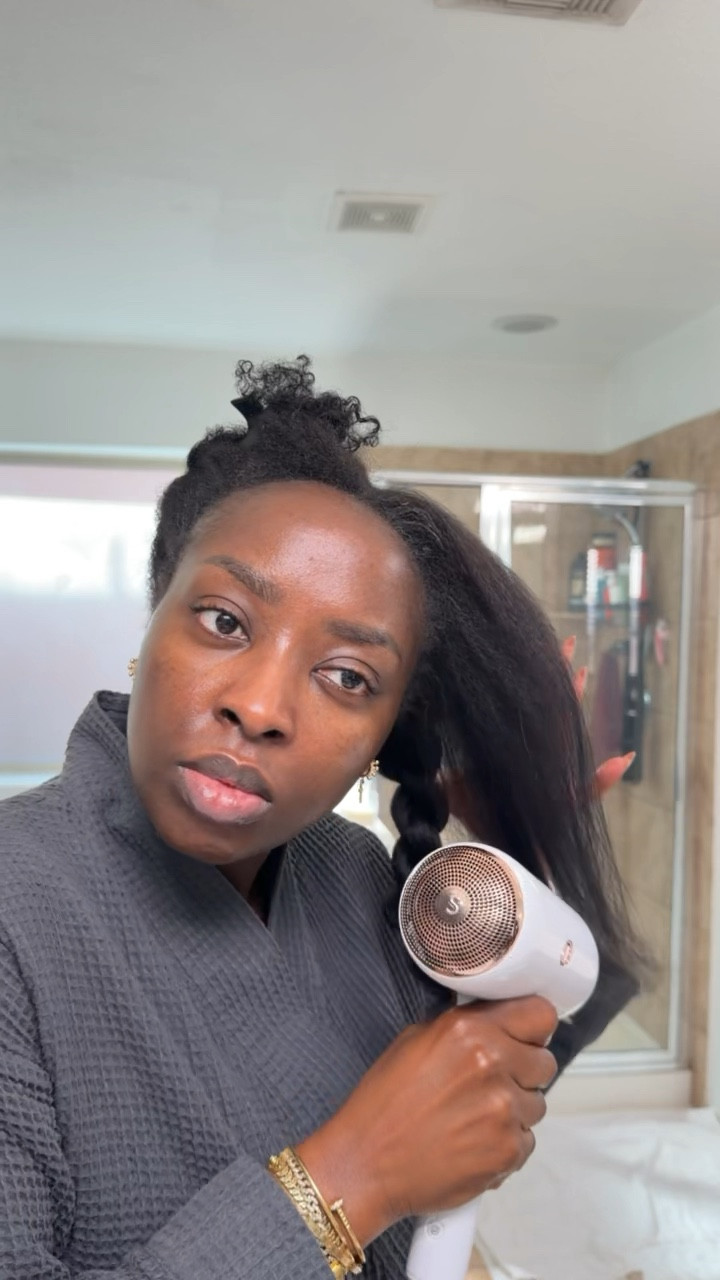 I used the same K18 heat bounce heat protectant spray on my hair to blow dry it before braiding it down.