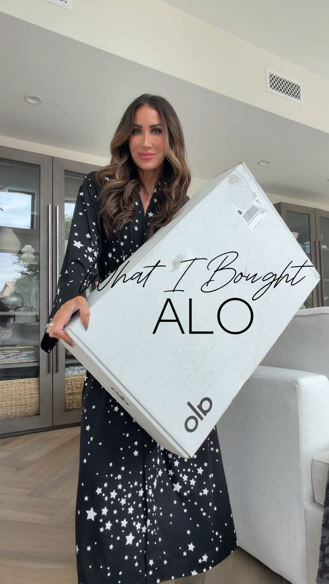 ALO athletic wear …30% off sale happening now …sharing my recent order and what I kept 
The brown sweatshirt and leggings were bought in the same color …color espresso
oversized  sweatshirt sz small
7/8 leggings sz xs, puffer cropped jacket Sz xs, sweatpants sz xxs
Sneakers tts 

#LTKCyberWeek 

#LTKActive #LTKGiftGuide