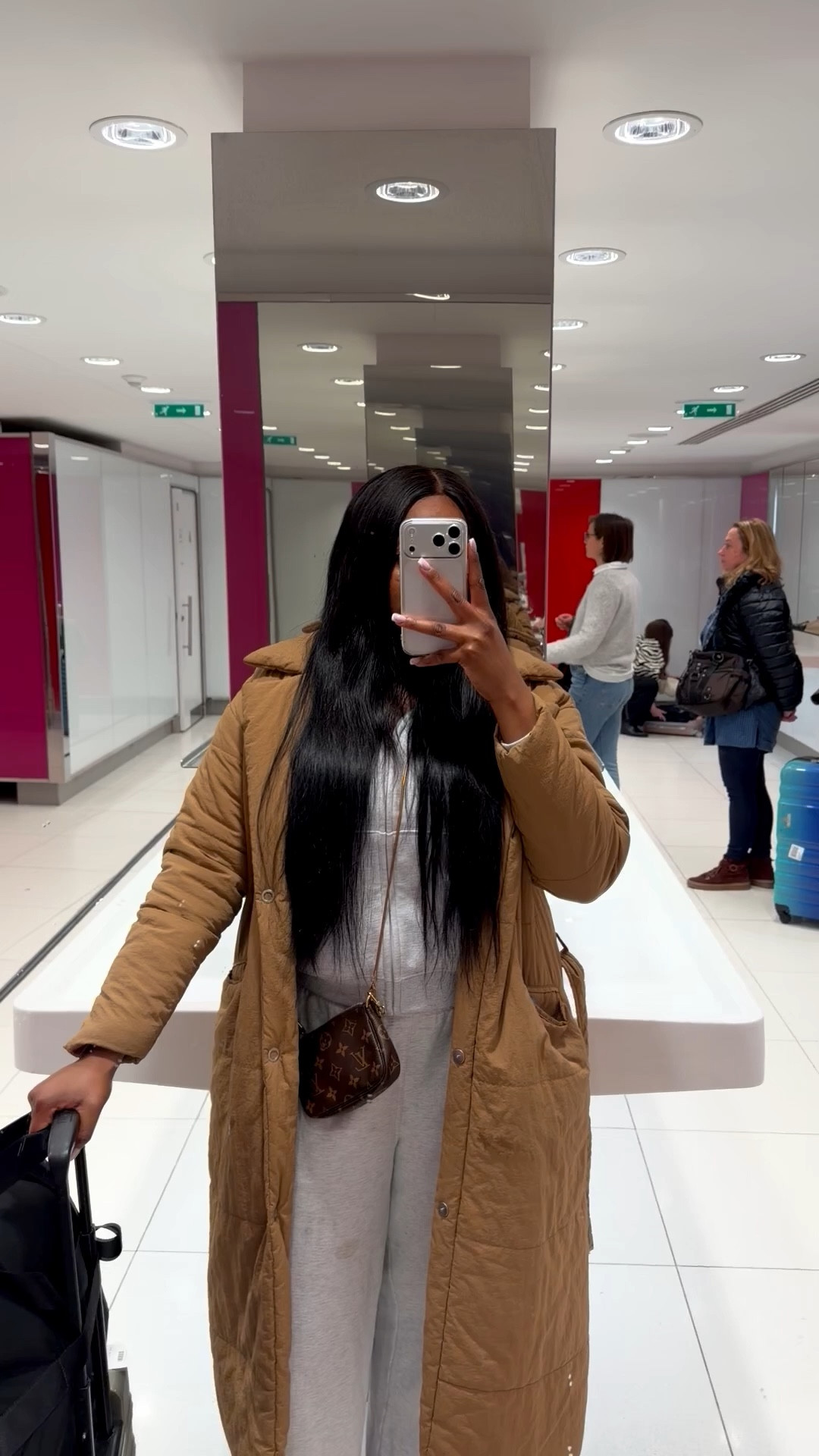 Airport outfits #cozyoutfits

#LTKootd #LTKSpringSale #LTKTravel