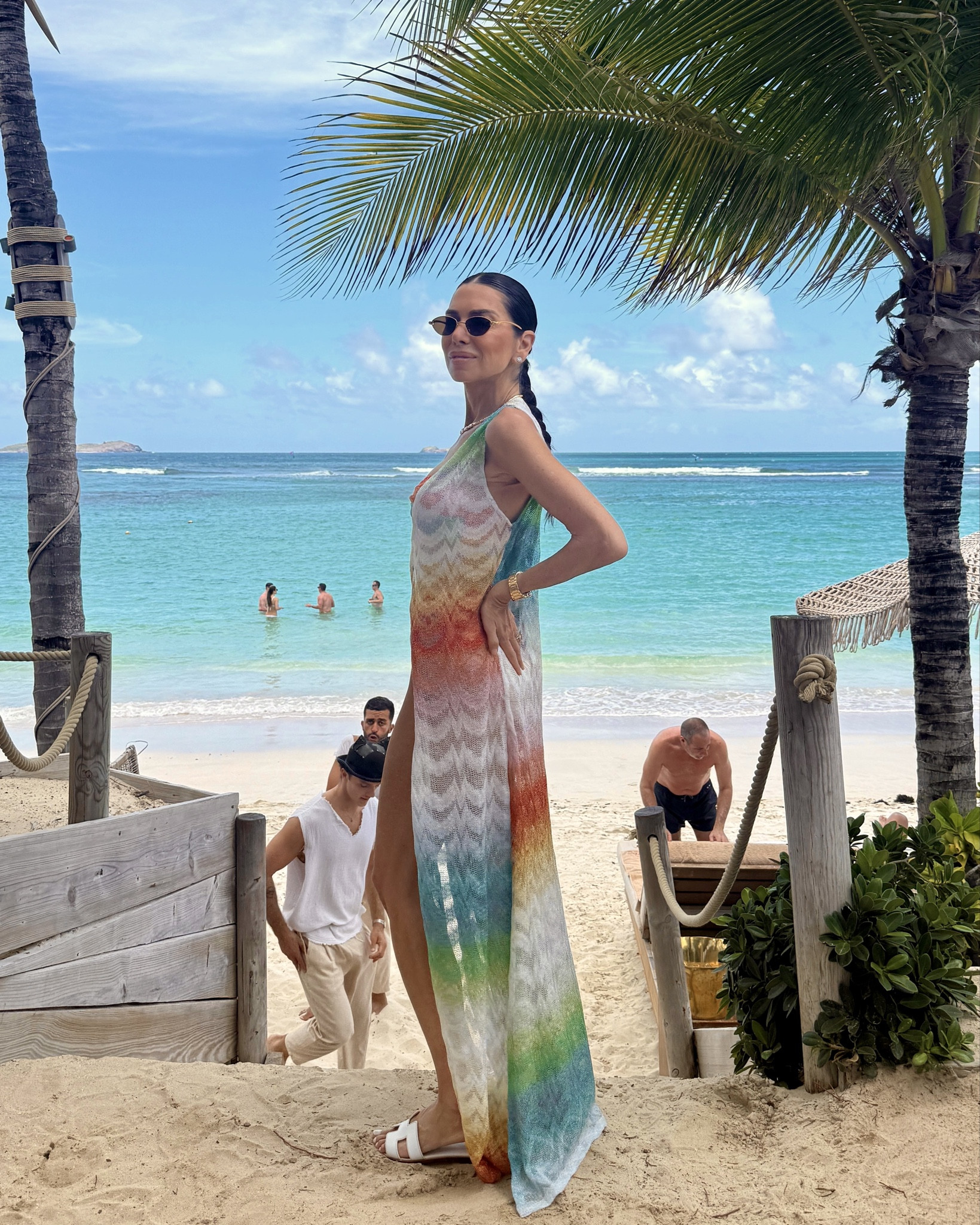 This long, sleeveless cover up from Missoni with the matching bathing suit is one of those looks that just works
It’s effortless, elongating, and feels instantly put together without overthinking it.  🤍

#LTKgrwm #LTKootd #LTKTravel