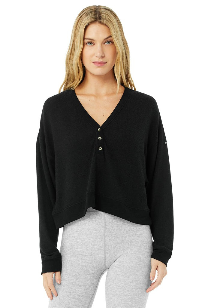 Alolux Soho Crop Henley - Black | Alo Yoga (US)