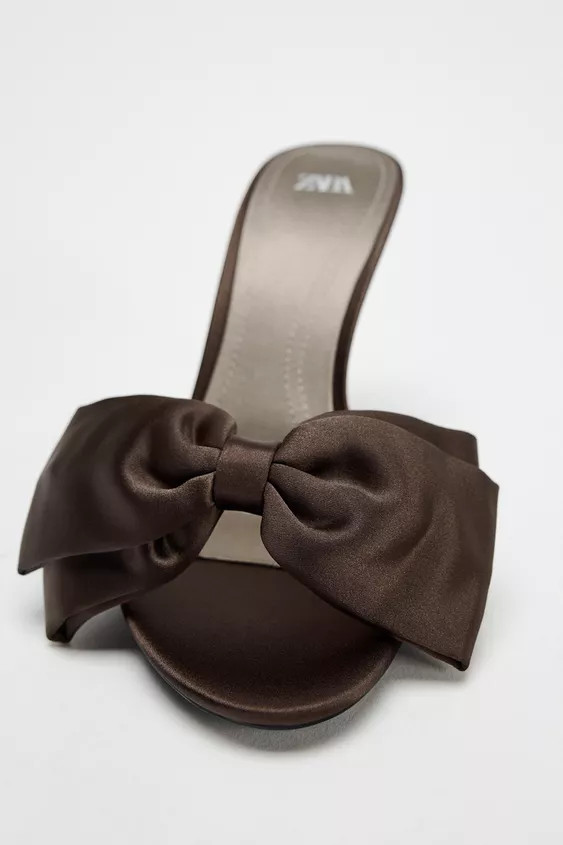 SATIN FINISH MAXI BOW HEELED SANDALS | Zara US