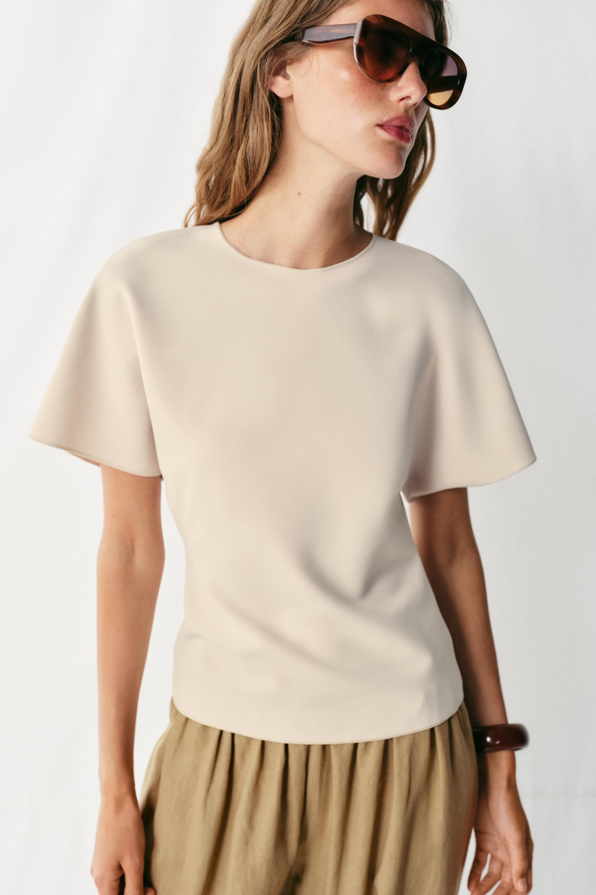SHORT SLEEVE CUT OUT TOP | Zara US