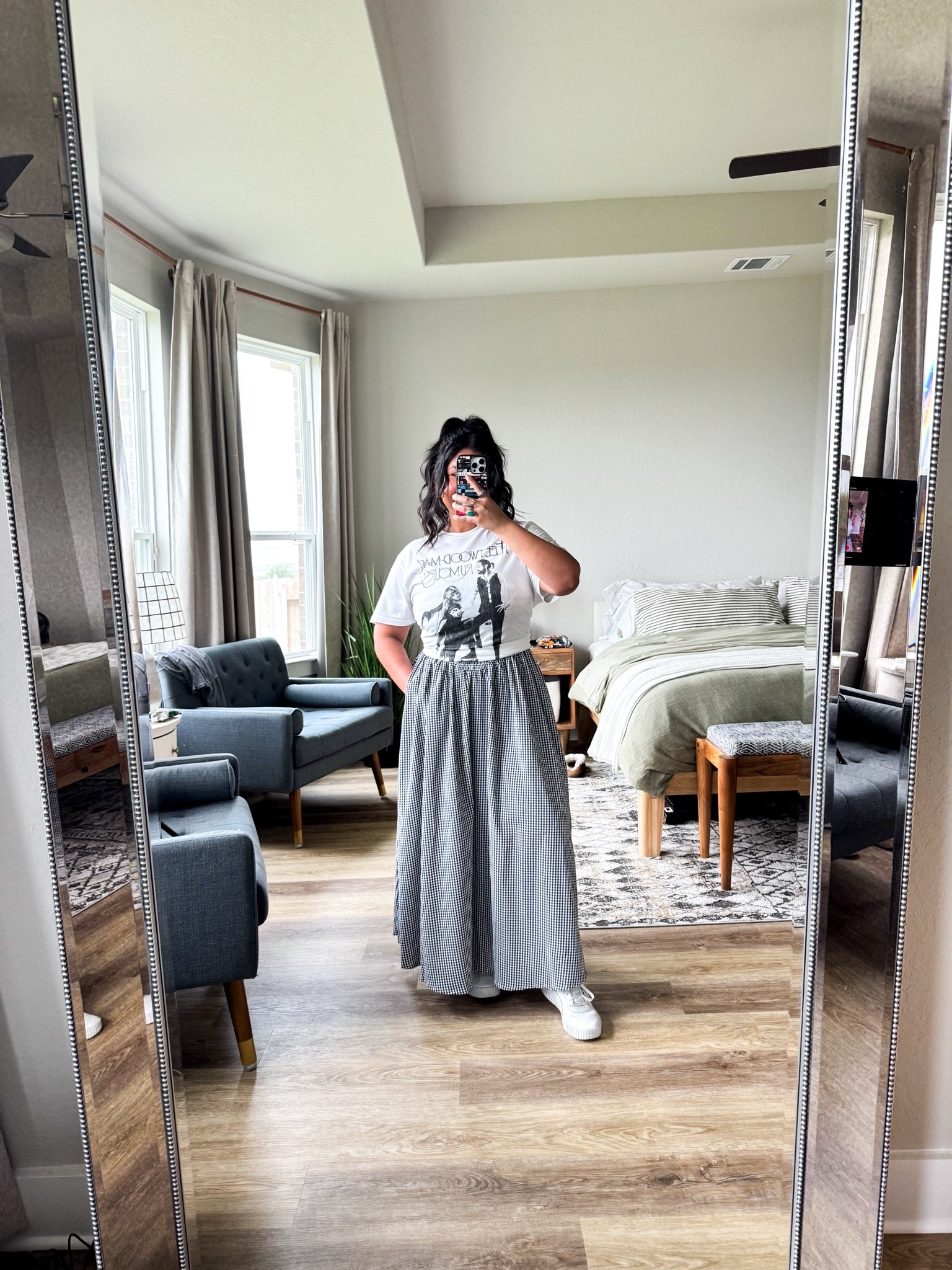 I’m 5’1” size 12 // DRESS: from Amazon, size large, so comfy!! // TEE: from Target, size medium, tied in the back and tucked under