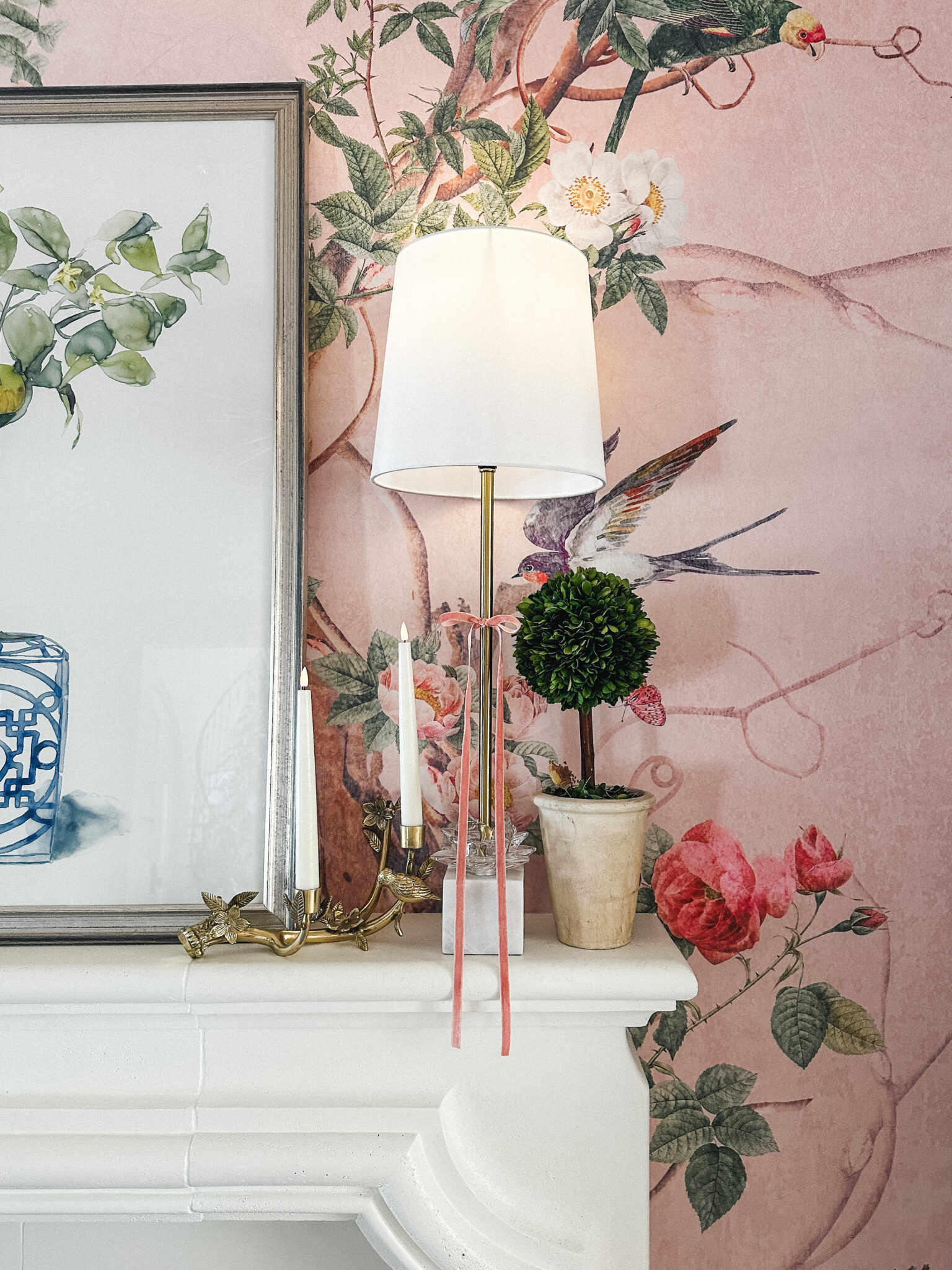 Add a pop of color this spring with this pretty pink wallpaper—both perfect for a seasonal refresh! 🌸🎨 #SpringRefresh #PinkWallpaper #GrayBirdWallpaper #HomeDecor #FreshSpaces 

 #LTKSeasonal #LTKU #LTKHome