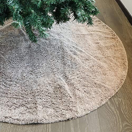 Amazon.com: Juegoal Luxury Christmas Tree Skirt, 48 Inch Faux Fur Soft Plush Mat Christmas Tree M... | Amazon (US)