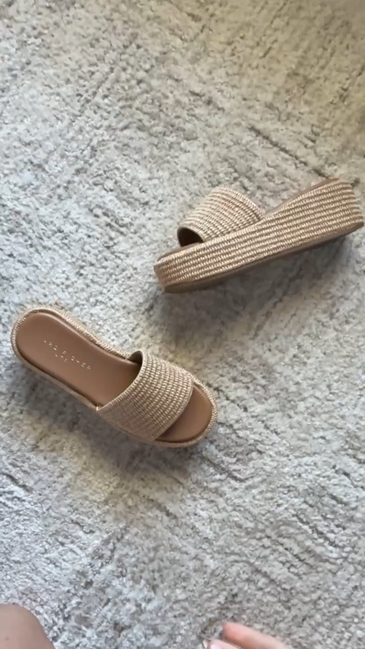 Platform sandals
Sandals 

#LTKSeasonal