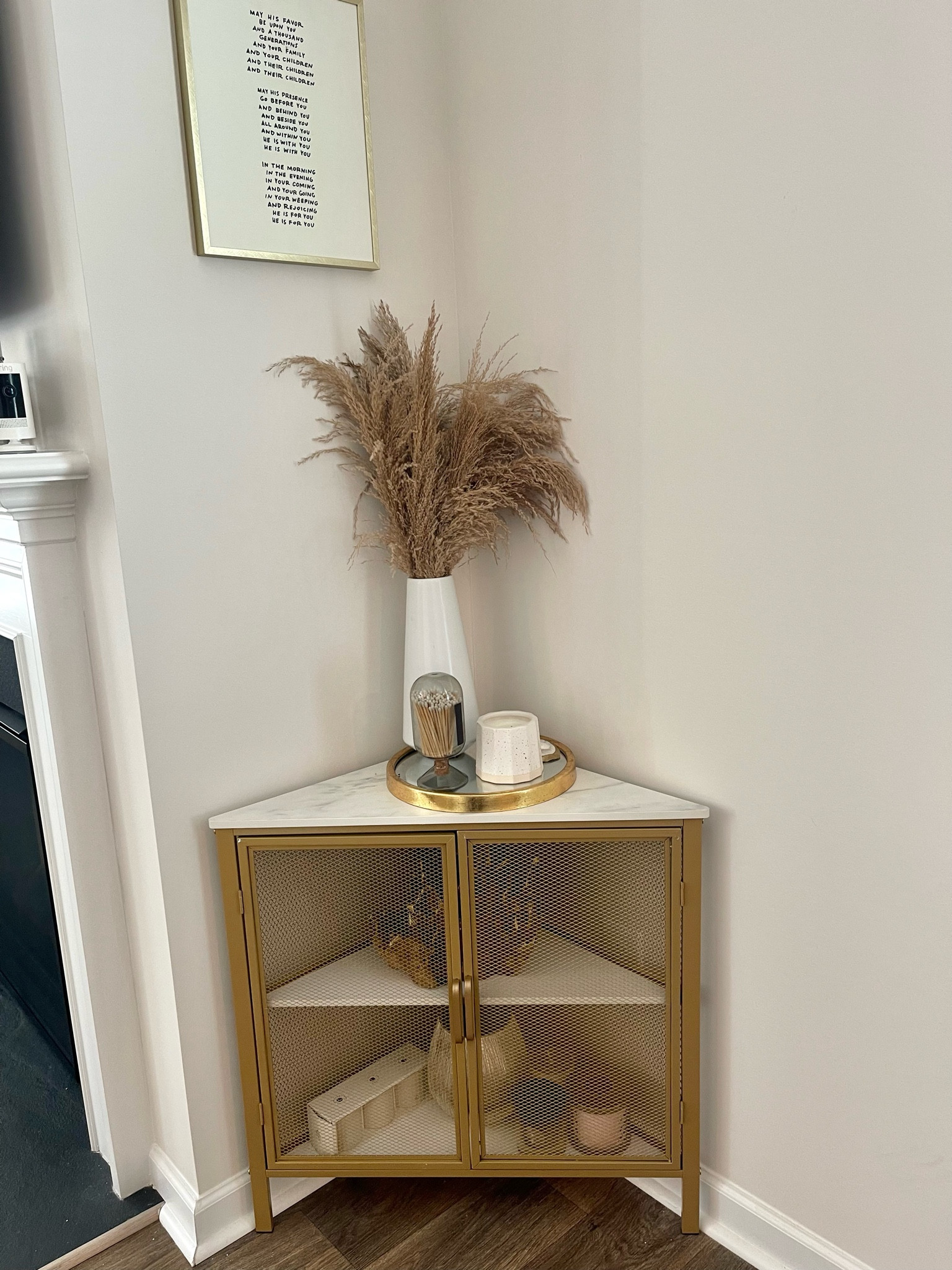 Amazon corner table and decor 
#amazonfinds #homedecor #tabledecor

#LTKFind #LTKhome