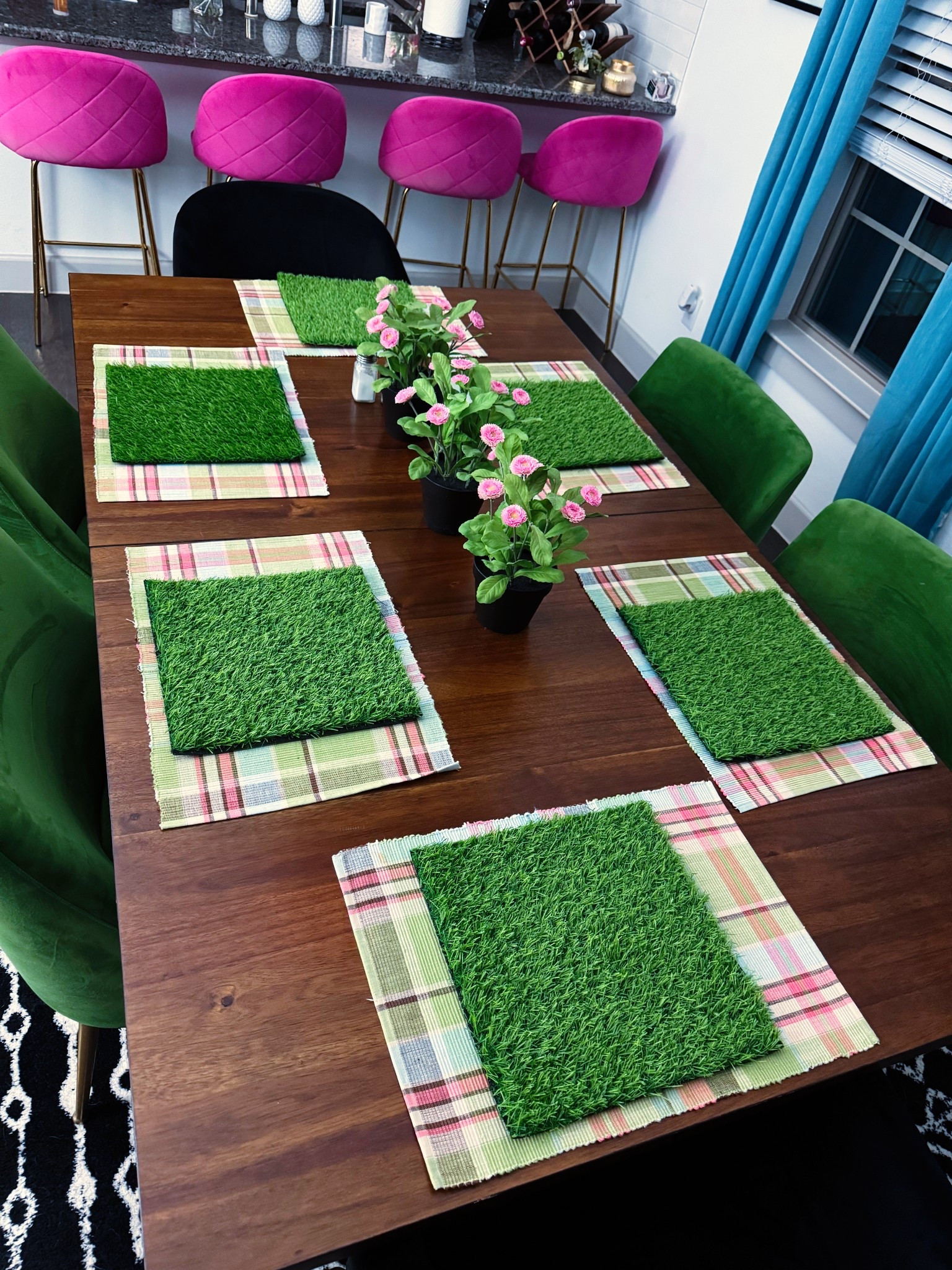 My spring table for everyday 💐💚

#LTKHome #LTKFamily #LTKFindsUnder50