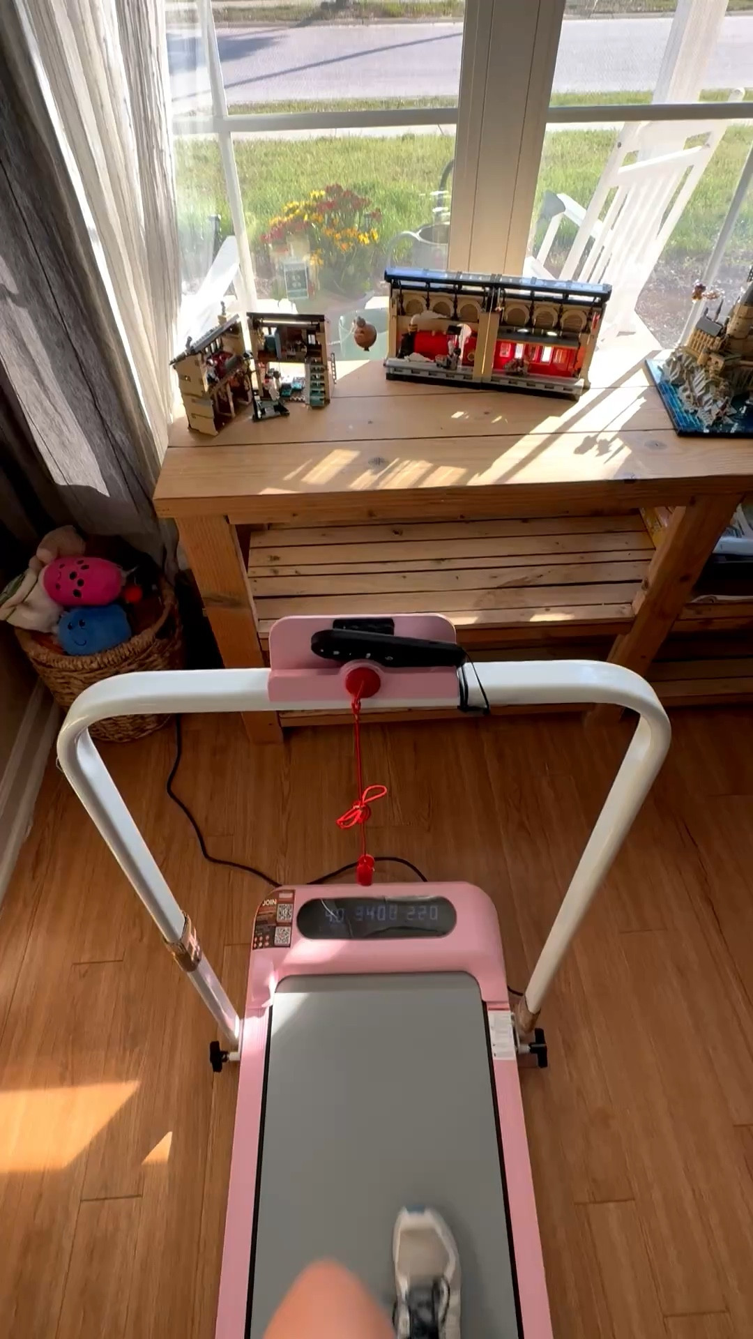 Just a girl trying to get a quick workout in at home ! 