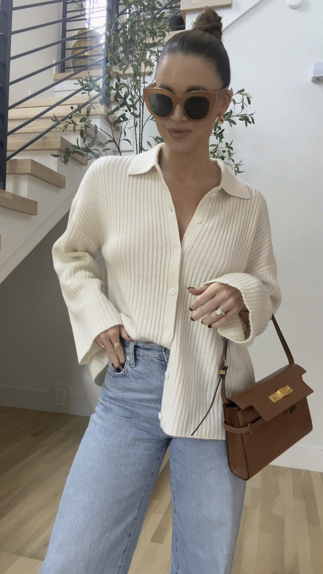 Realistic casual outfit ! This cashmere cardigan is sooo luxe and my fave. I got it from Shopbop + now on sale! Paired with high waist wide leg jeans from madewell ! Saint Laurent bag, affordable sunglasses and brown booties 

Fall outfit 
Fall outfits 
Jeans 
 

Follow my shop @whitswhims on the @shop.LTK app to shop this post and get my exclusive app-only content!

#liketkit #LTKGiftGuide #LTKHoliday #LTKStyleTip
@shop.ltk
https://liketk.it/4Vvsf
Saint Laurent manhattan bag 
Designer bag 
Hermes dupe

#LTKHoliday #LTKGiftGuide #LTKStyleTip