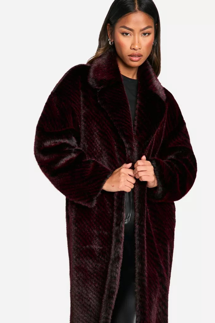 Luxe Two Tone Faux Fur Coat | boohoo (US & Canada)