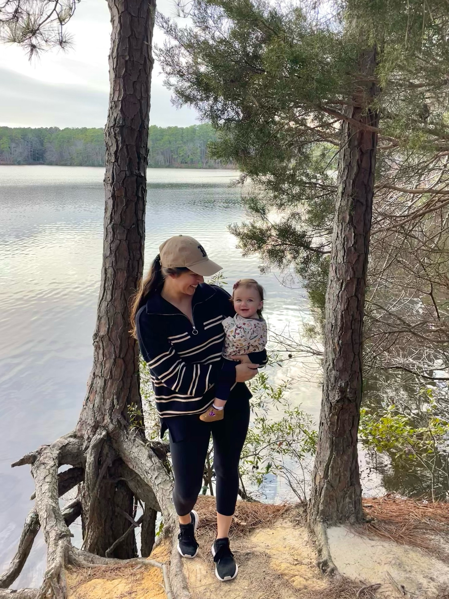 Cozy oversized sweater perfect for a small hike or running errands. Overall great casual outfit staple piece. Wearing a medium 

#LTKfitness #LTKfindsunder50 #LTKMostLoved