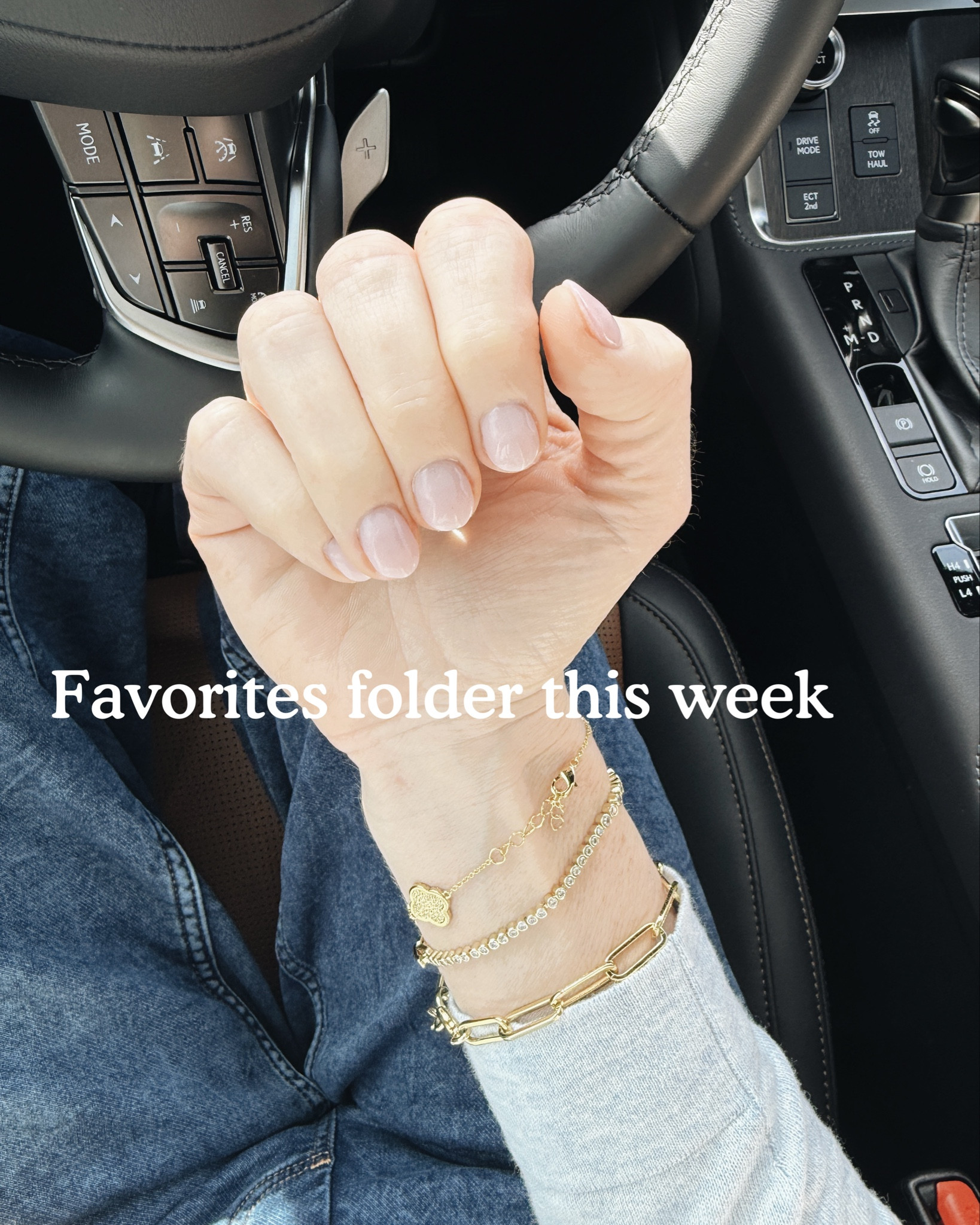 simplifying looks and basics and comfortable vibes are what my January is shaping up to be right now! I do a have trip next week so planning for that a little. But loving these go-to looks ….my nails are OPI “love is in the bare” and it’s perfect. 

Smalls Gap pants
Large gap sweater 
Small Amazon set 
Small bathing suit 
