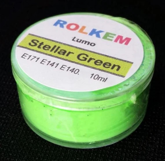 Stellar Green Lumo Petal Dust by Rolkem DUS307 | Etsy | Etsy (US)